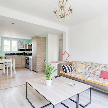 Time Of Travel Apartment