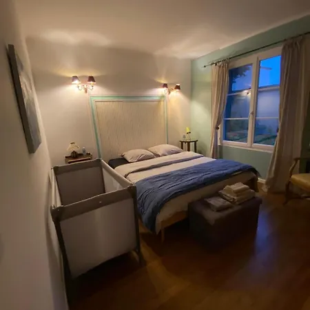 Apartment Time Of Travel Rueil-Malmaison